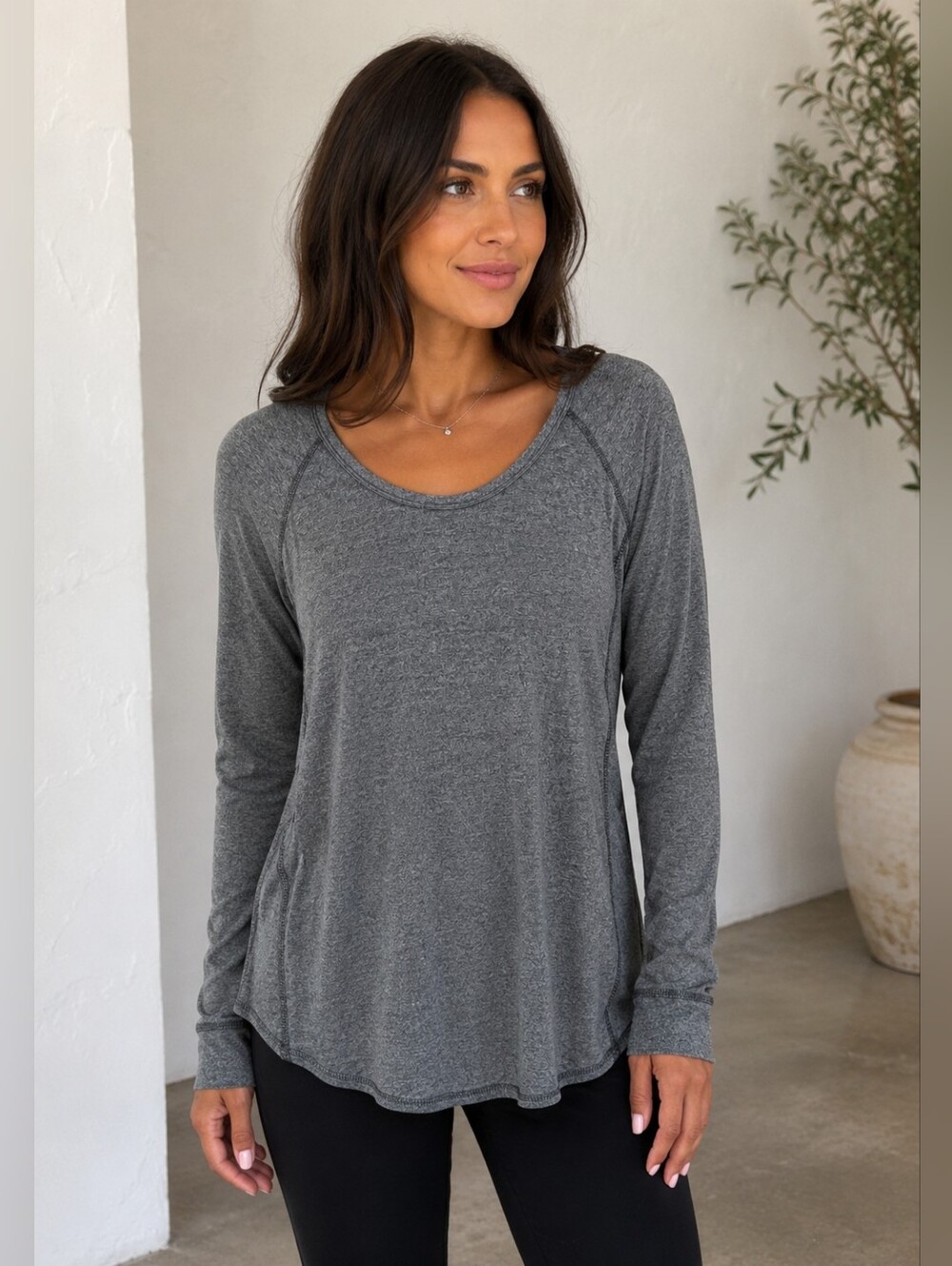 Wilfred Heather Gray Long Sleeve Scoop Neck Top